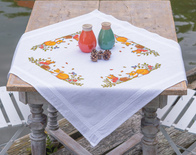 Autumn Forest Animals - Table Cloth / PNV223035
