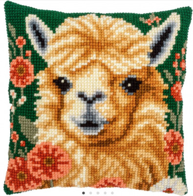 Alpaca Cushion / PNV227794