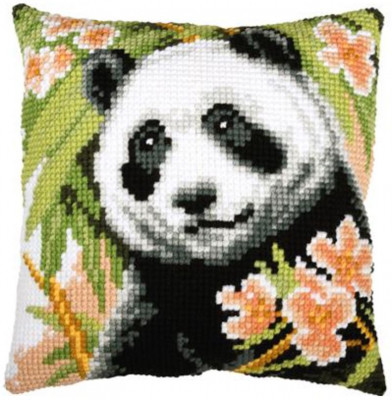 Panda With Flowers - Cushion / PNV228637