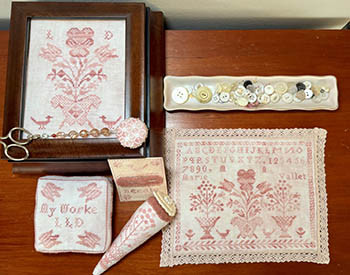 Les Petits Accoutrements - French Rose / Running With Needles & Scissors
