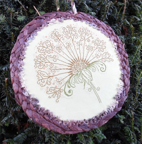 Per Un Capriccio / Alessandra Adelaide Needleworks