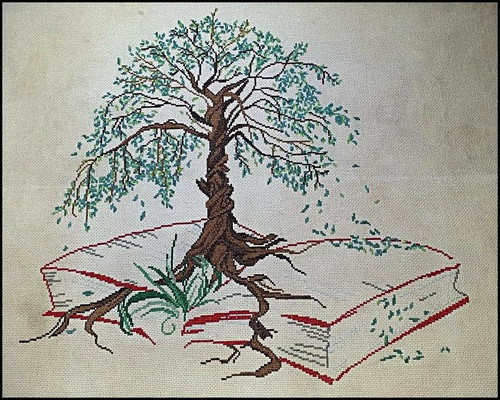 Albero Della Conoscenza (Tree Of Knowledge) / Alessandra Adelaide Needleworks
