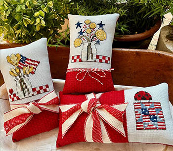 Red, White And Bloom / Amy Bruecken Designs