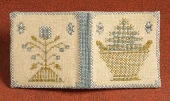 Blue Flower Needle Book / Dames Of The Needle