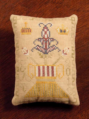 Crown And Flower Pin Cushion / Dames Of The Needle