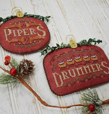 12 Days Pipers & Drummers / Hands On Design