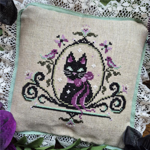 Spring Kitty / Haunted Frames