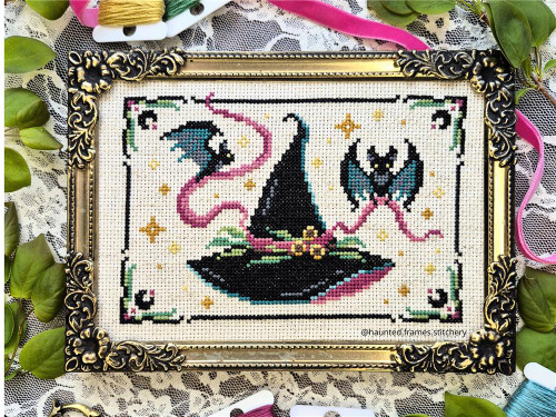 The Witch's Hat / Haunted Frames