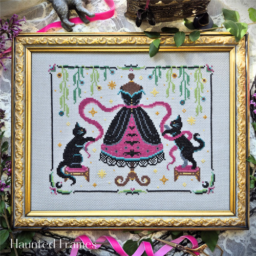 The Witch's Dress / Haunted Frames