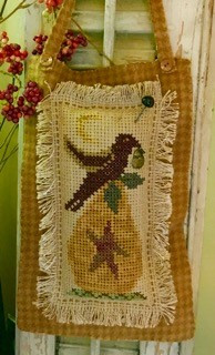 Autumn Pear So Fair - Country Spirits Collection / Homespun Elegance Ltd