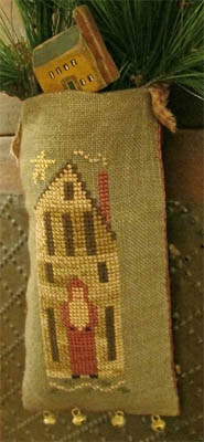 Christmas House Hanging Pouch - Country Spirits Collection / Homespun Elegance Ltd