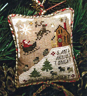 Santa Arrives Tonight (2009 Ornament) w/embellishment / Homespun Elegance Ltd