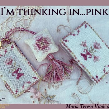 I'm Thinking In Pink Sewing Set / MTV Designs