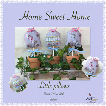 Home Sweet Home Little Pillows / MTV Designs