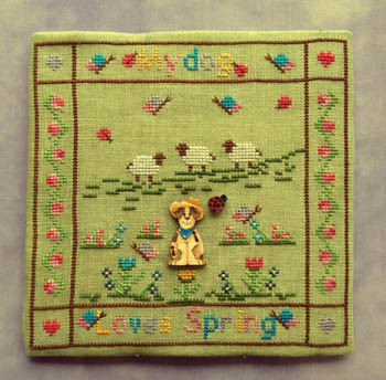 My Dog Loves Spring (Buttons included) / MTV Designs
