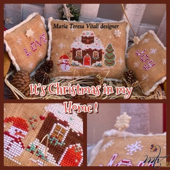 It's Christmas In My Home Pillows / MTV Designs