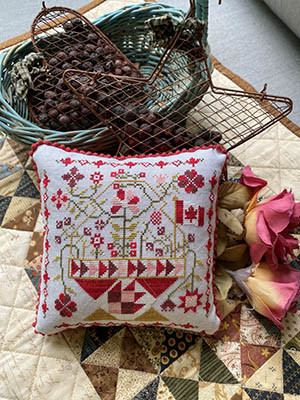 Betsy's Patriotic Basket - Canada Day / Pansy Patch Quilts & Stitchery