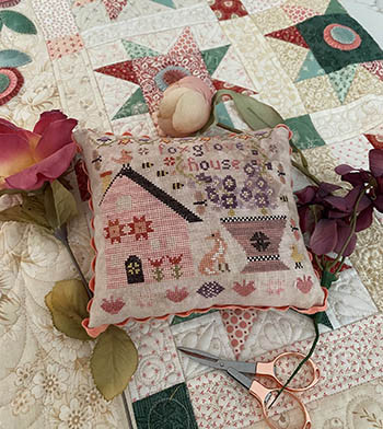 Houses on Wisteria Lane 4 Foxglove House / Pansy Patch Quilts & Stitchery