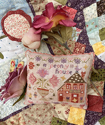 Houses on Wisteria Lane 3 Peony House / Pansy Patch Quilts & Stitchery