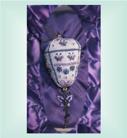 Passions Heirloom Ornament / Pine Glen Designs