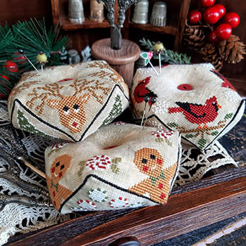 Christmas Biscornu Trio 2024 / Puntini Puntini