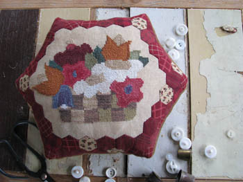 Victorian Pinkeep / Thistles