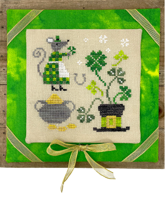 Mouse's Lucky Day / Tiny Modernist Inc