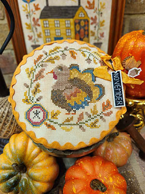Pin Drum Shorties #11 Turkey / Quaint Rose Needle Arts