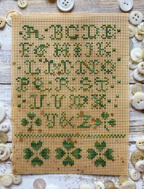 Lucky Paper Sampler / Lucy Beam