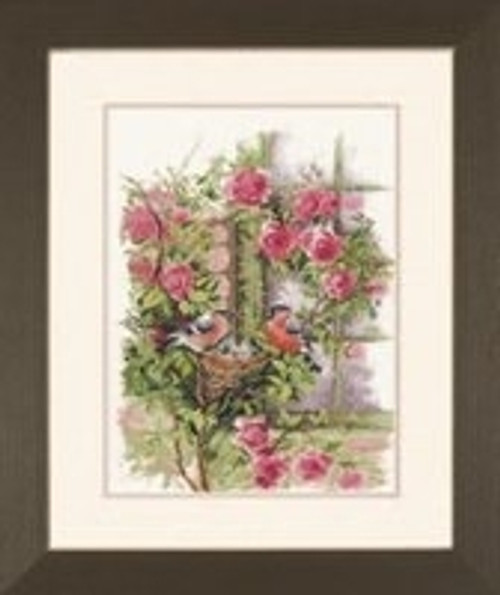 Nesting Birds in Rambler Rose / Lanarte / PN8020