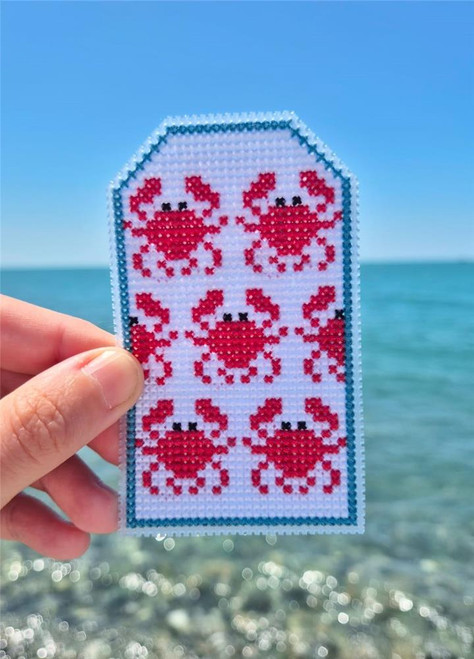Sea crabs tag / Cute Embroidery By Kate
