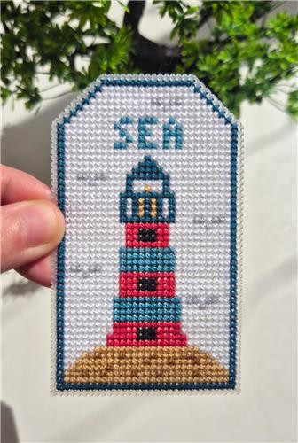 Lighthouse tag / Cute Embroidery By Kate