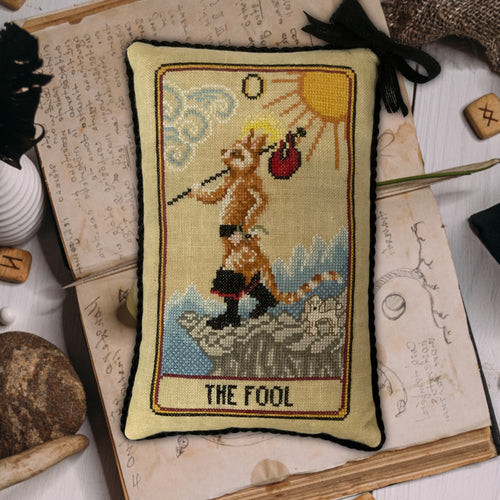 Cat Tarot 0 - The Fool / Dirty Annie’s