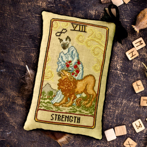 Cat Tarot VIII - Strength / Dirty Annie’s