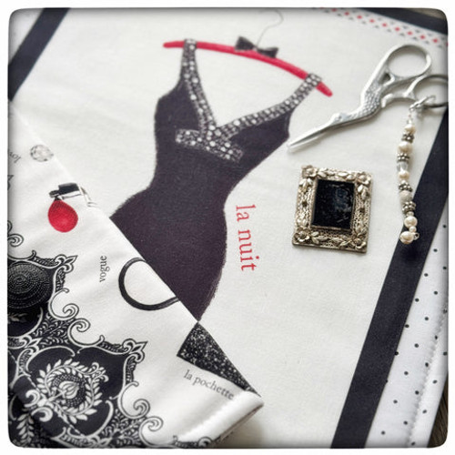La Nuit Needlework Set (5 pieces) / Elegant Thread, The