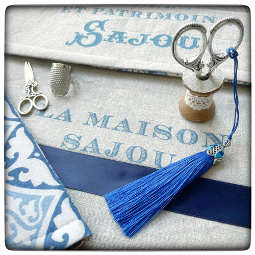 Musees et Patrimoine Needlework Set (7 pieces) / Elegant Thread, The