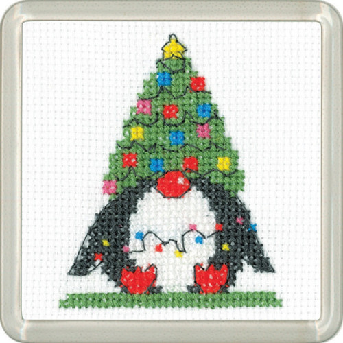 Penguin Tree Coaster  by Kristen Roche / Heritage Crafts / HCK1872 Penguin Tree Coaster  by Kristen Roche / Heritage Crafts / HCK1872
