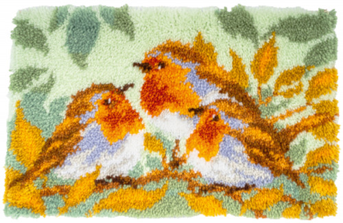 3 Robins Among Leaves - Latch Hook Rug / Vervaco / PNV201854