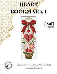 Heart Bookmark 1 / Alessandra Adelaide Needleworks