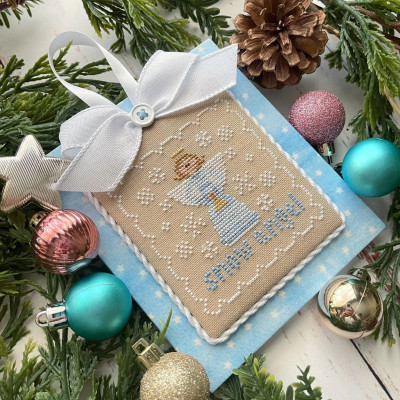 Snow Angel (6/12) - Pastel Collection Ornaments / Country Cottage Needleworks