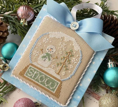 Snow Globe (4/12) - Pastel Collection Ornaments / Country Cottage Needleworks