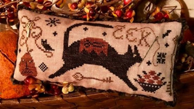 Wicked Stitcher - Country Spirits Collection / Homespun Elegance Ltd