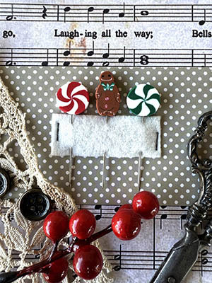 Funny Gingerbread Pin Set (Green bowtie) / Puntini Puntini