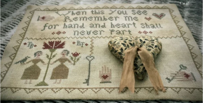 Hand & Heart - Stitcher'S Mat / Scattered Seed Samplers