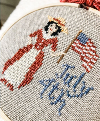 Miss July / Sweet Wing Studio