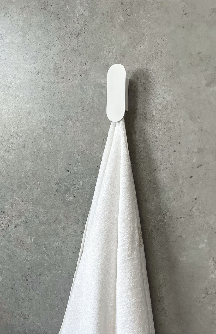https://cdn11.bigcommerce.com/s-u49d5jvcl6/images/stencil/1280x1280/products/129/769/MA001A-towel-hook-round-white-color-molteforme-2__69785.1701031167.jpg?c=1?imbypass=on