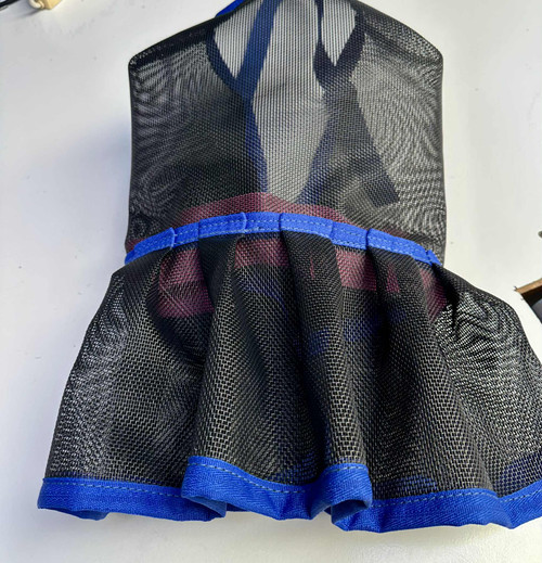 Frill Nose Cob Size Black/Royal