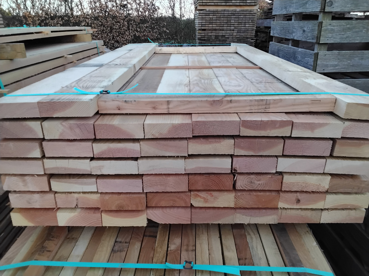 Softwood Fresh Sawn Mixed Larch / Douglas Fir Rails