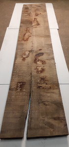 HARDWOOD DRIED SAWN WANEY EDGE / LIVE EDGE TIMBER OAK BOARD / PLANK OFFCUT HARDWOOD DRIED SAWN WANEY EDGE / LIVE EDGE TIMBER OAK BOARD / PLANK OFFCUT