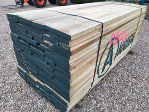 Hardwood Timber Kiln Dried Sawn American Poplar / Tulipwood Boards / Planks Hardwood Timber Kiln Dried Sawn American Poplar / Tulipwood Boards / Planks